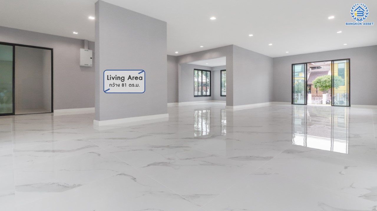 คฤหาสน์มือสองตกแต่งใหม่ #หลังมุม โครงการ บ้านภาณุ ปิ่นเกล้า-ตลิ่งชัน เนื้อที่ 135.5 ตร.ว. ฟังก์ชันจัดเต็ม 5 ห้องนอน 5 ห้องน้ำ จอดรถได้ 4 คัน บนพื้นที่ใช้สอยเกือบ 460 ตร.ม. พร้อมพื้นที่สนามหญ้ากว้างกว่า 100 ตร.ม. ตอบโจทย์ครอบครัวใหญ่ บนทำเลศักยภาพ เชื่อมต่อทั้งถนนกาญจนาภิเษก และทางคู่ขนานลอยฟ้าบรมราชชนนี ใกล้สถานีขนส่งสายใต้ใหม่ และเซ็นทรัลปิ่นเกล้า